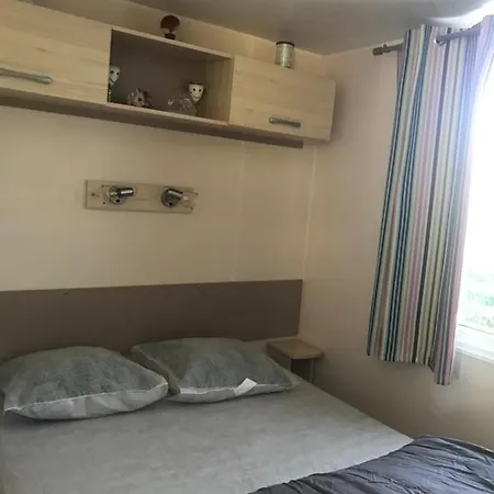 אתר קמפינג Mobil-home Dans Camping